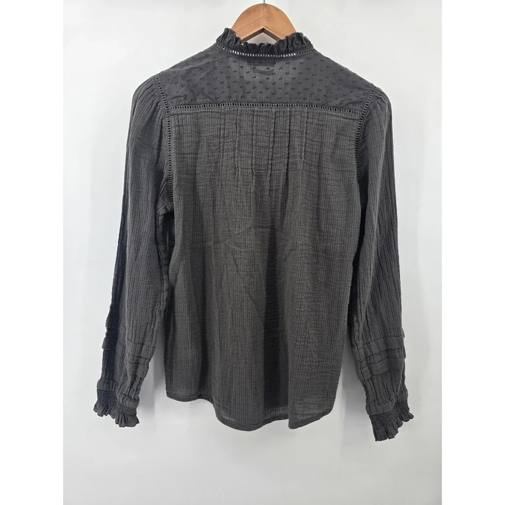 Faherty Willa Blouse Womens M Charcoal Gray Ruffle Neck Button Front EUC